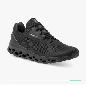 Cloudstratus Running Shoe